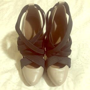 Colin Stuart Bandage Platform heels